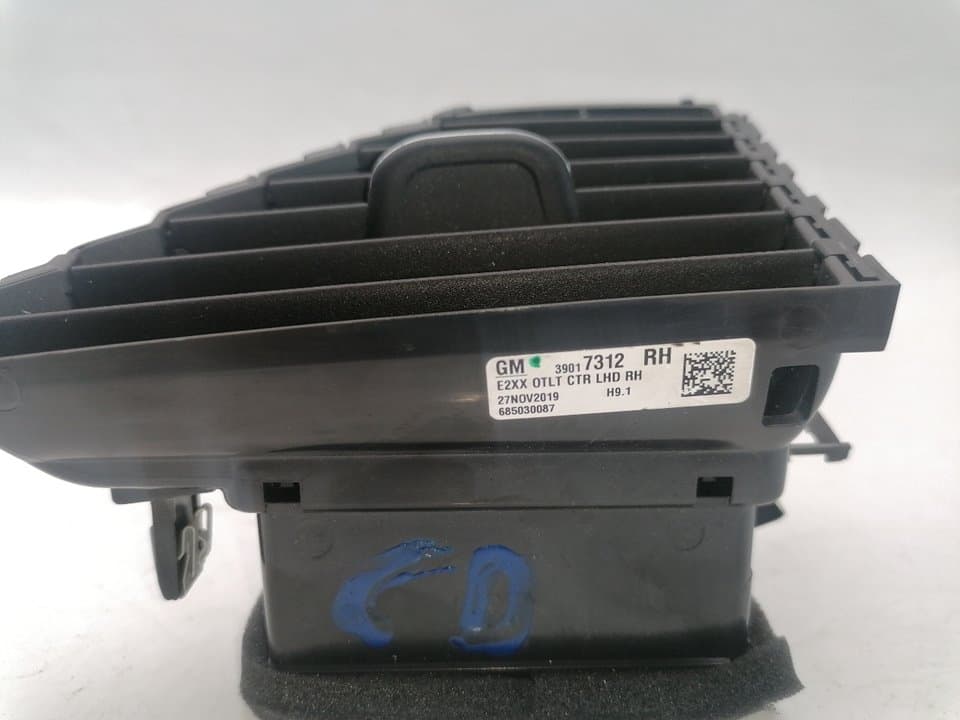 Recambio OPEL INSIGNIA GRAND SPORT ref. 39017312 2