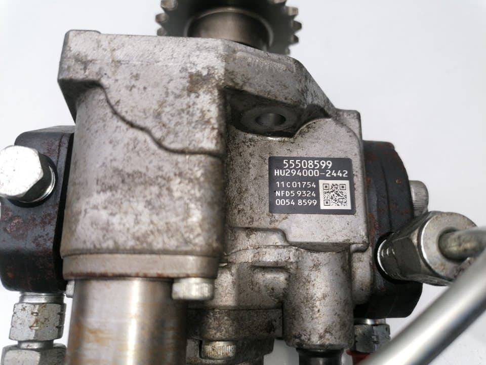 Bomba inyeccion OPEL INSIGNIA GRAND SPORT 3