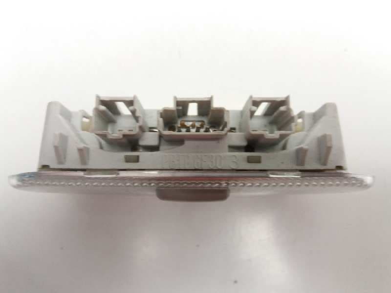 Luz interior PEUGEOT 307 BREAK / SW (S1) 3