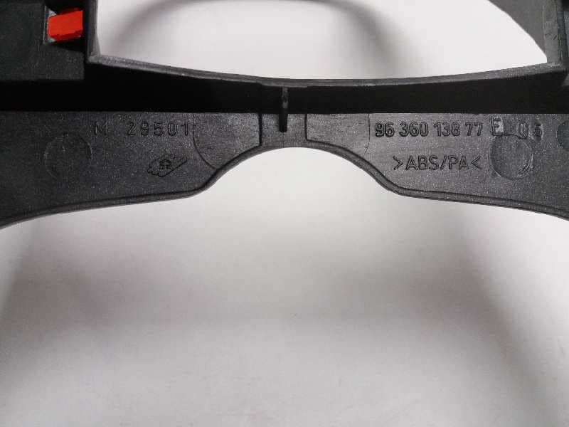 Plastico PEUGEOT 307 BREAK / SW (S1) 5