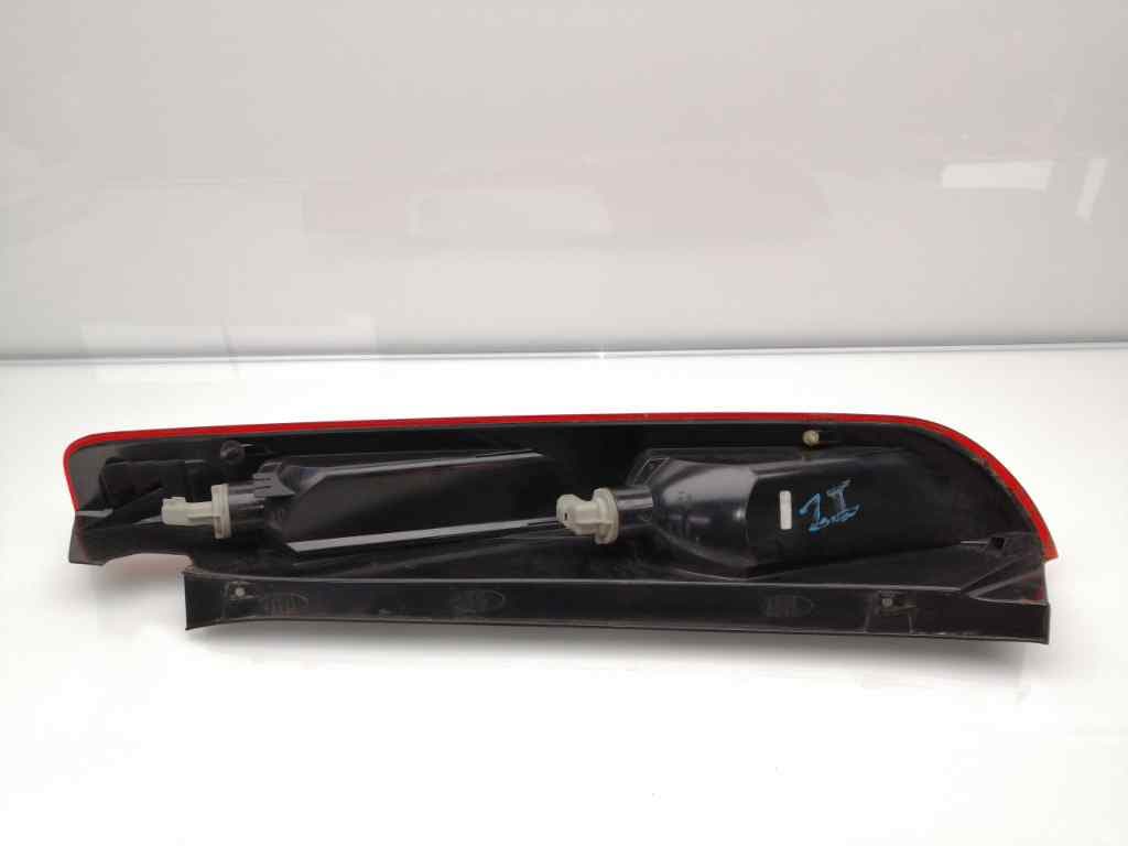 Piloto trasero izquierdo FORD FOCUS BERLINA (CAP) 3