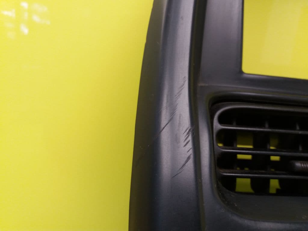 Recambio NISSAN PICK-UP (Y720) ref. 68260VJ200 4