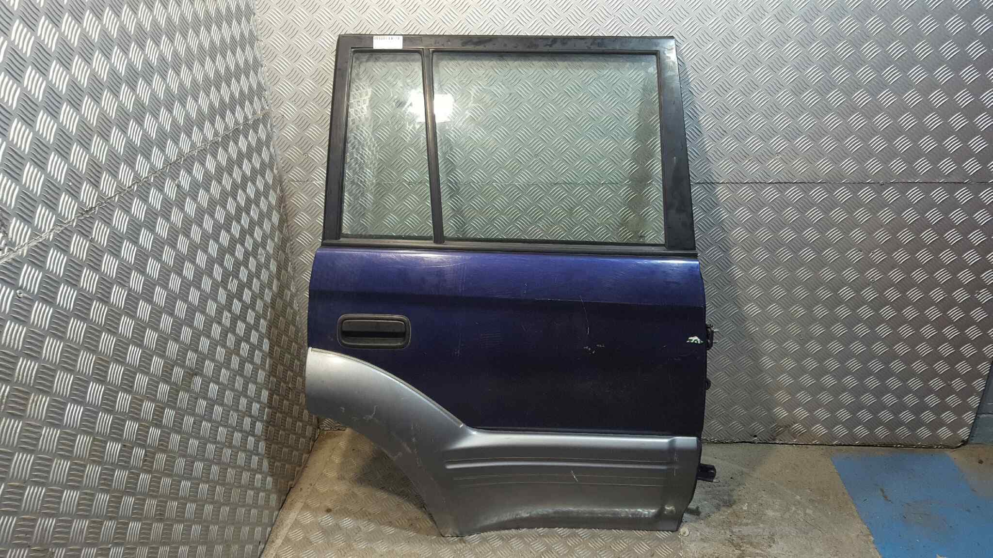 Puerta trasera derecha TOYOTA LAND CRUISER PRADO (_J12_)