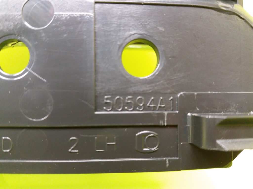 Maneta interior trasera izquierda TOYOTA AVENSIS 3