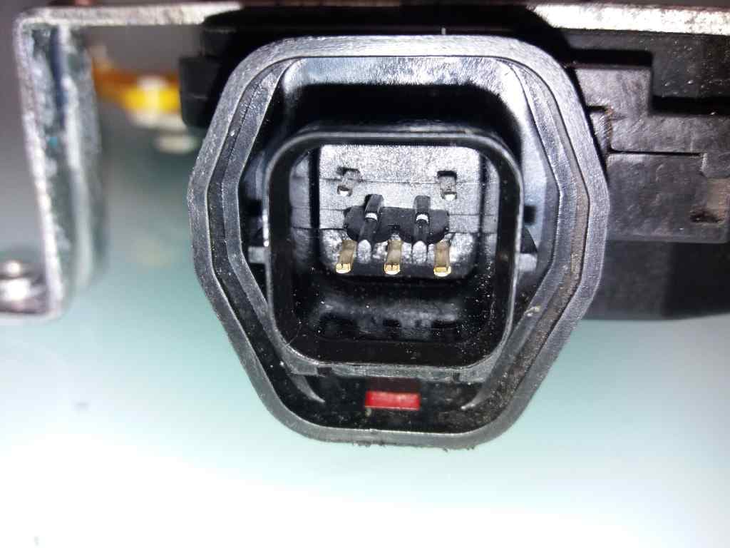 Cerradura puerta trasera izquierda KIA RIO 2