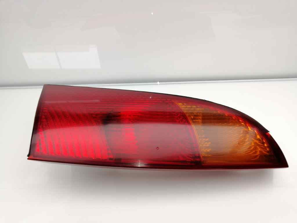 Piloto trasero derecho FORD FOCUS BERLINA (CAK)