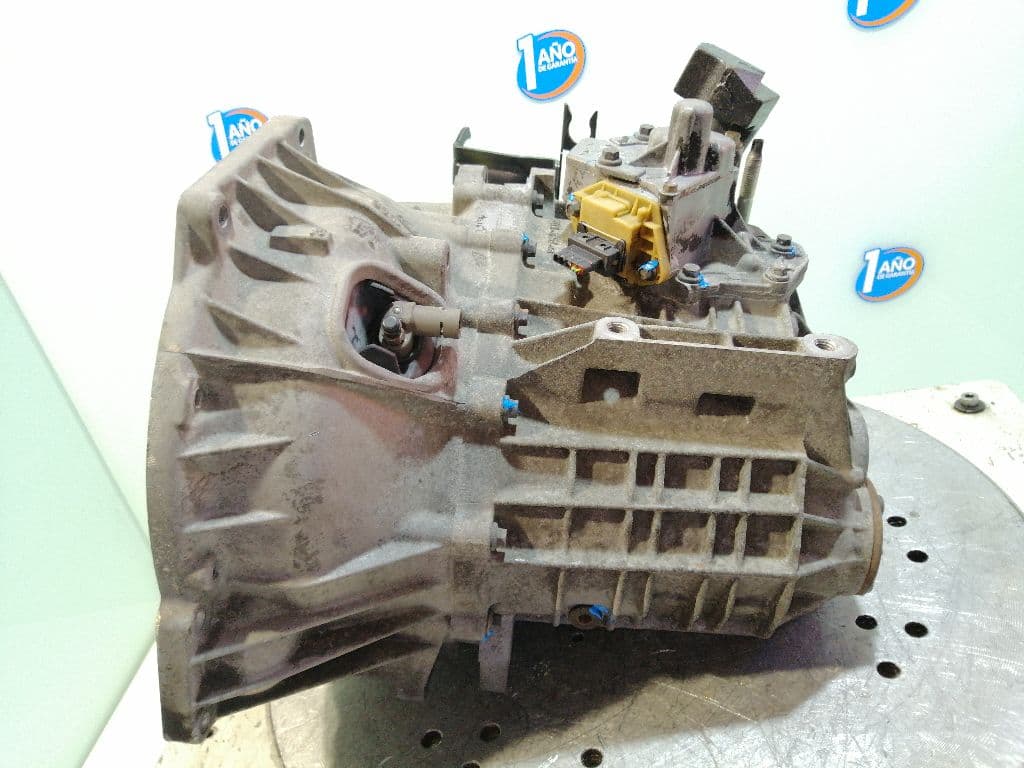 Caja cambios FORD FOCUS BERLINA (CAK) 4