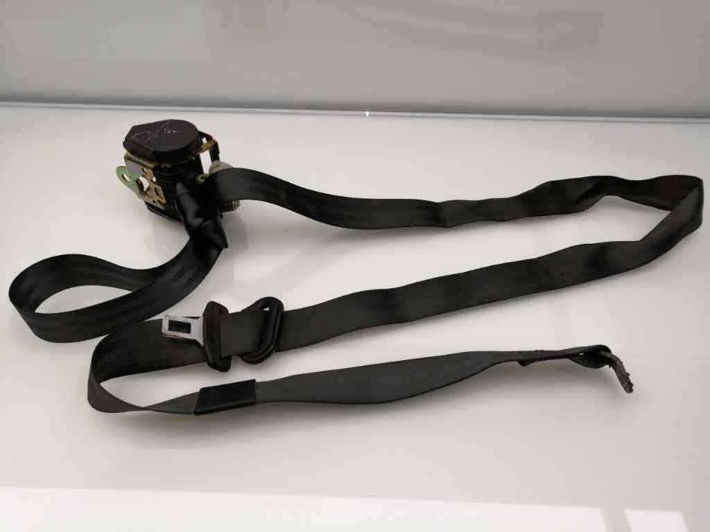 Cinturon seguridad delantero derecho AUDI A6 BERLINA (4F2)