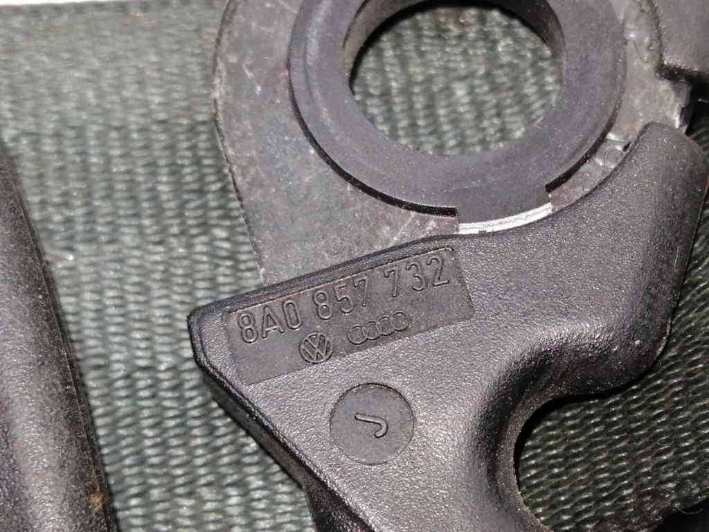 Cinturon seguridad delantero derecho AUDI A6 BERLINA (4F2) 4