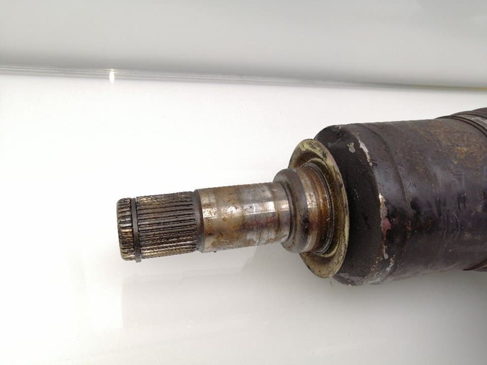 Transmision delantera izquierda MERCEDES-BENZ CLASE M (W164) 5