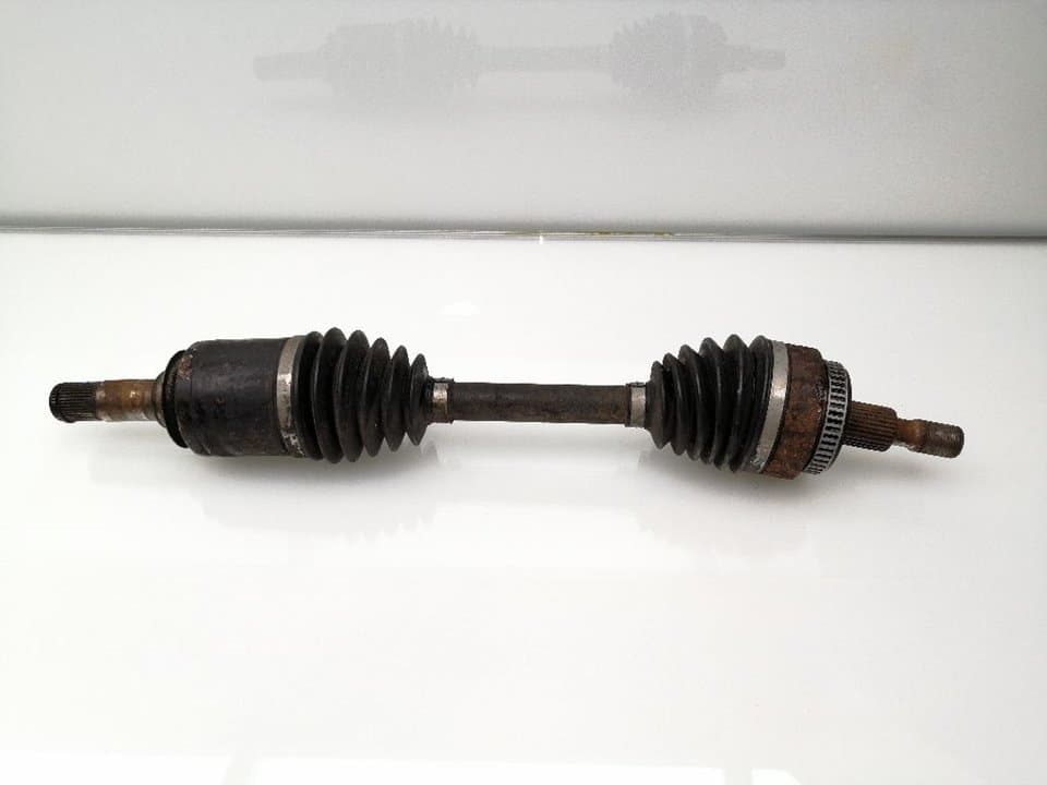 Transmision delantera izquierda MERCEDES-BENZ CLASE M (W164)