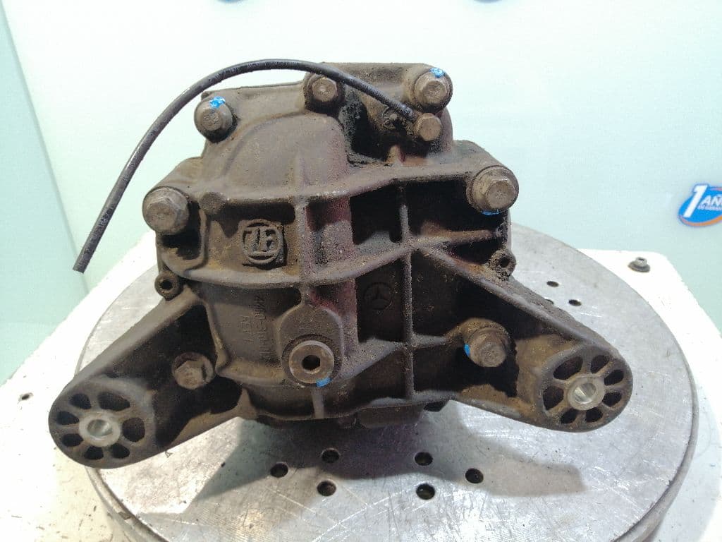 Diferencial trasero MERCEDES-BENZ CLASE M (W164) 2