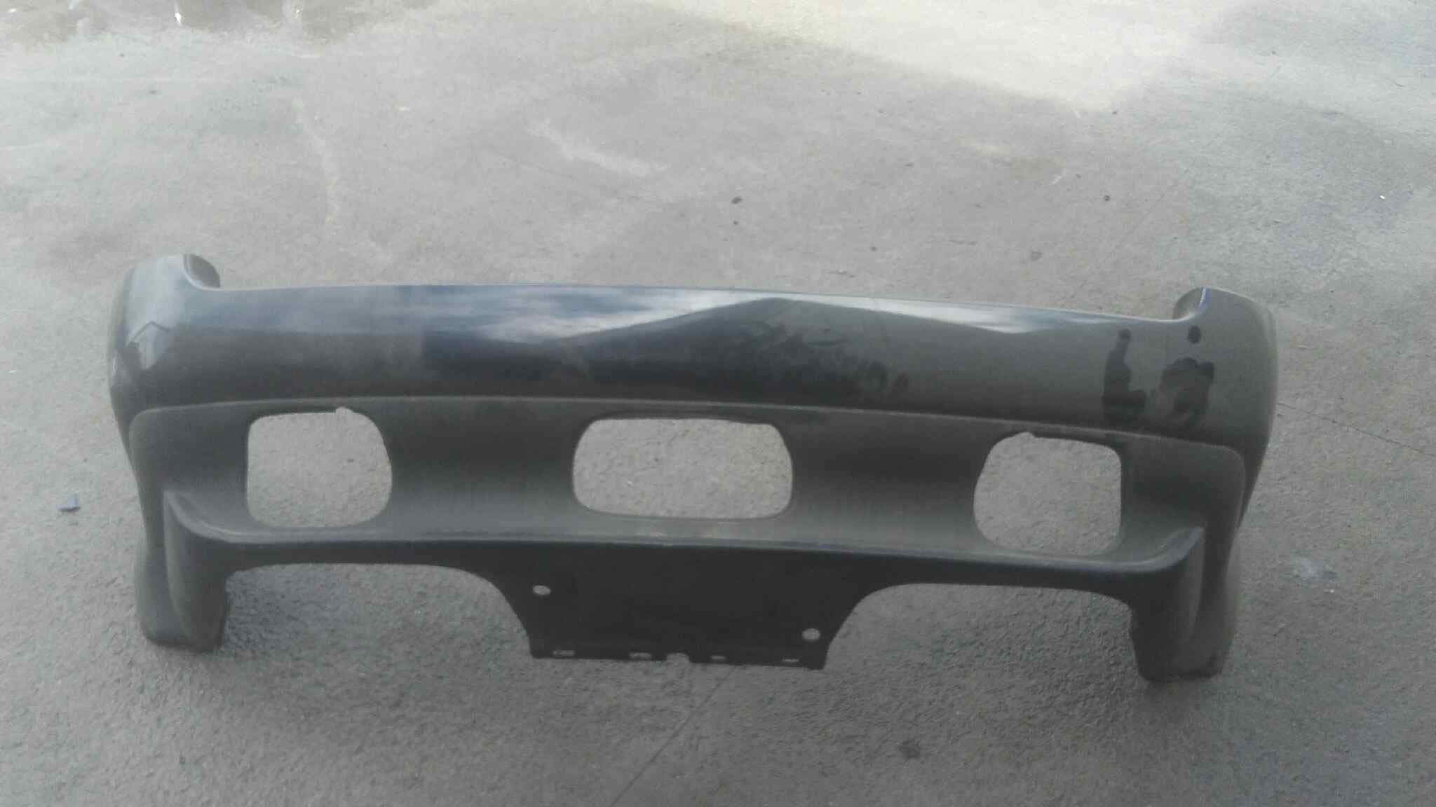 Paragolpes trasero BMW X5 (E70)