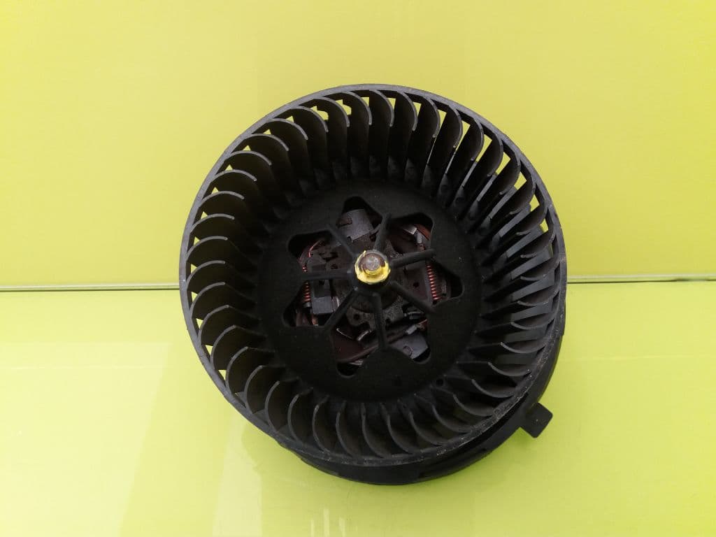 Motor calefaccion VOLKSWAGEN GOLF V BERLINA (1K1)