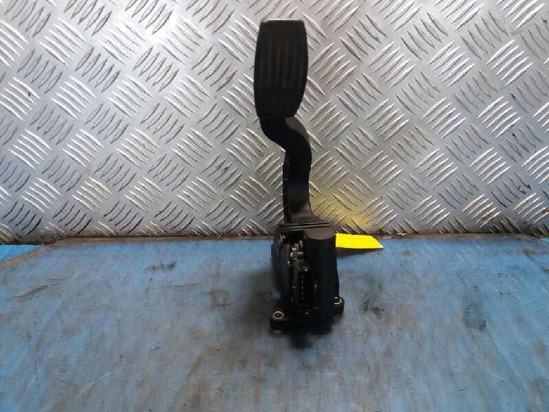 Pedal acelerador SMART COUPE