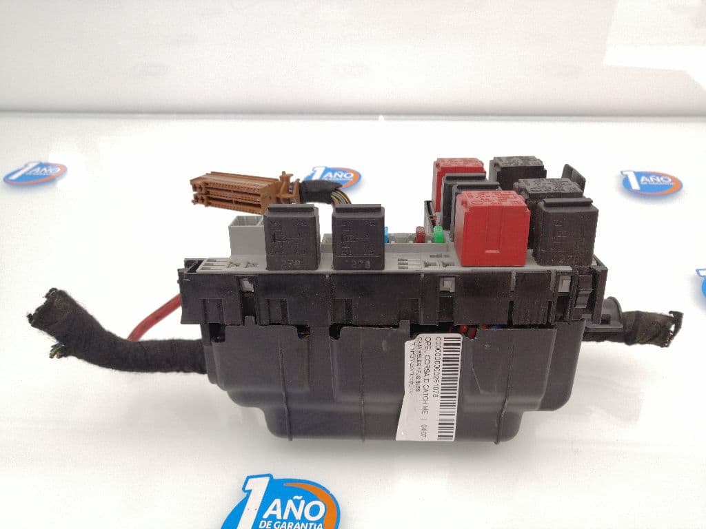 Caja reles / fusibles OPEL CORSA D 3