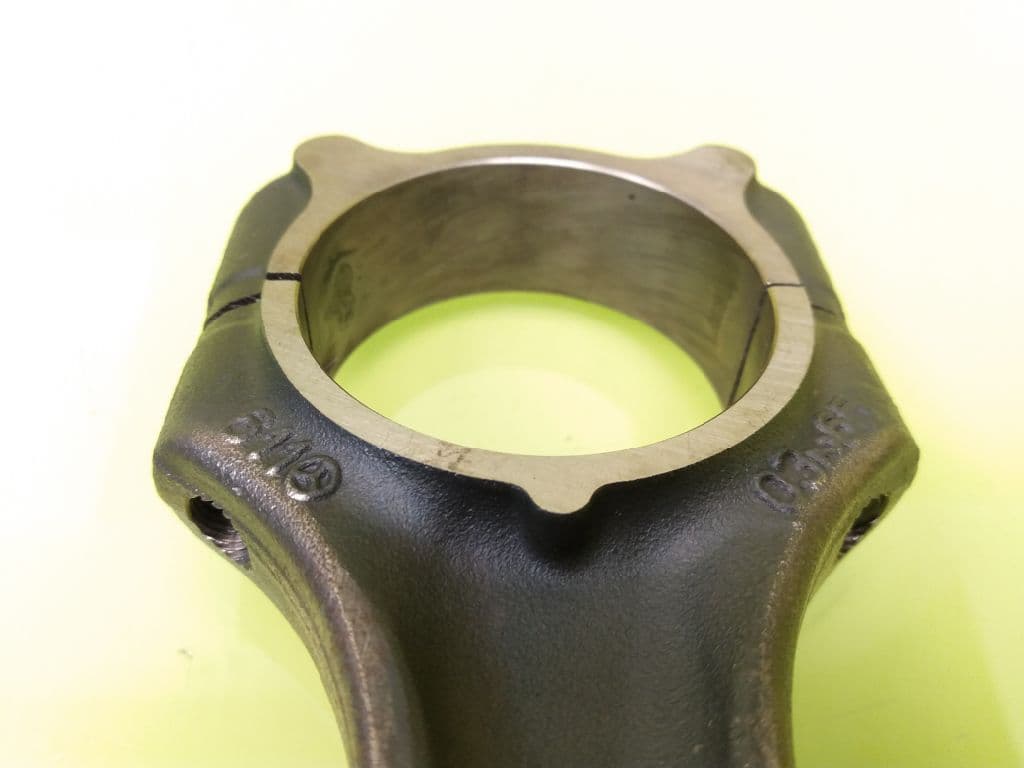Piston MERCEDES-BENZ CLASE C (W203) BERLINA 4