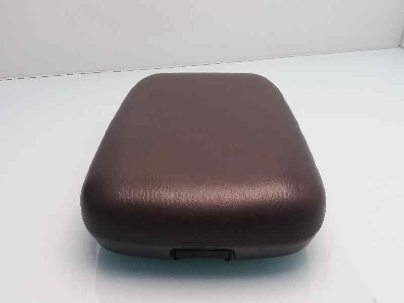 Apoyabrazos central JEEP GR.CHEROKEE (WK) 4