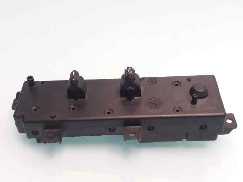 Mando elevalunas delantero derecho JEEP GR.CHEROKEE (WK) 3