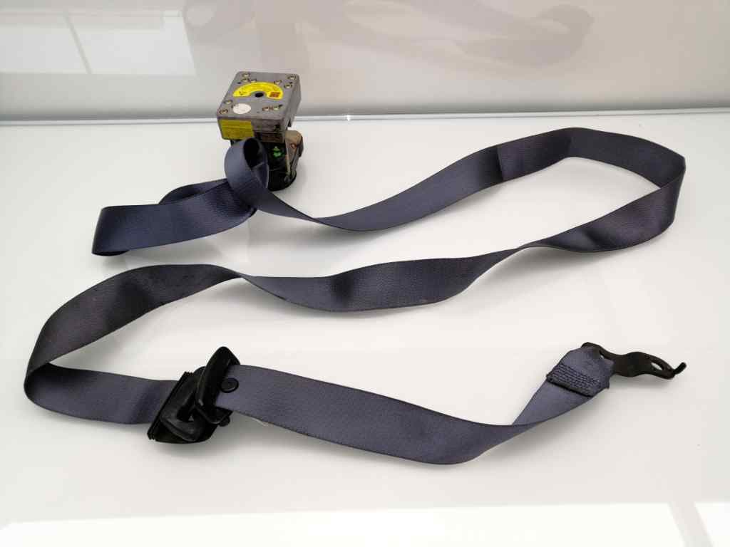 Cinturon seguridad delantero izquierdo MERCEDES-BENZ CLASE C (W203) BERLINA