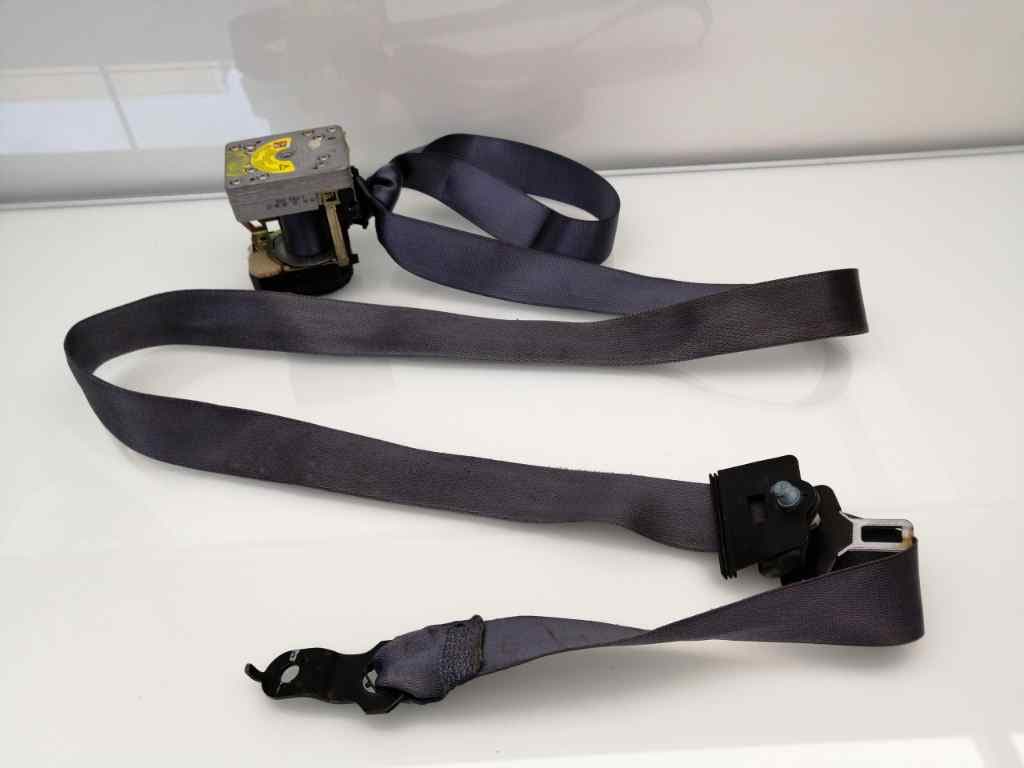Cinturon seguridad delantero derecho MERCEDES-BENZ CLASE C (W203) BERLINA