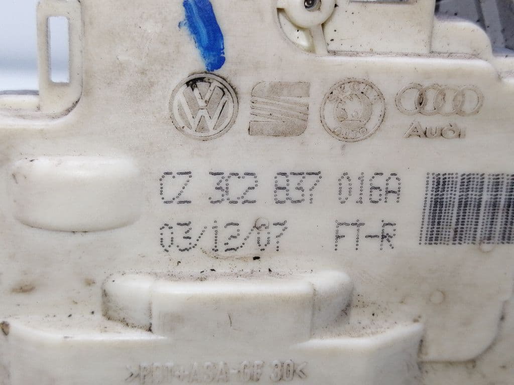 Cerradura puerta delantera derecha VOLKSWAGEN PASSAT LIM 2