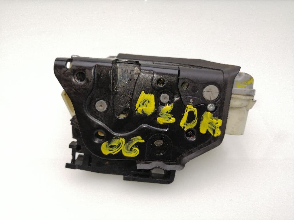 Cerradura puerta delantera derecha VOLKSWAGEN PASSAT LIM