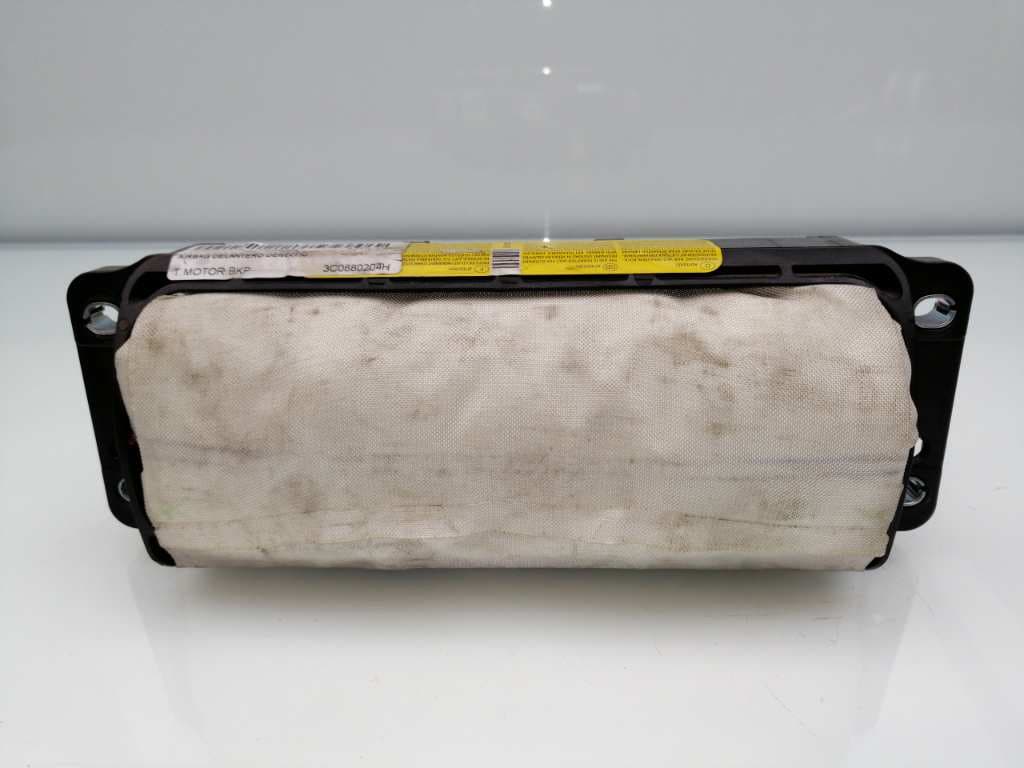 Airbag delantero derecho VOLKSWAGEN PASSAT LIM