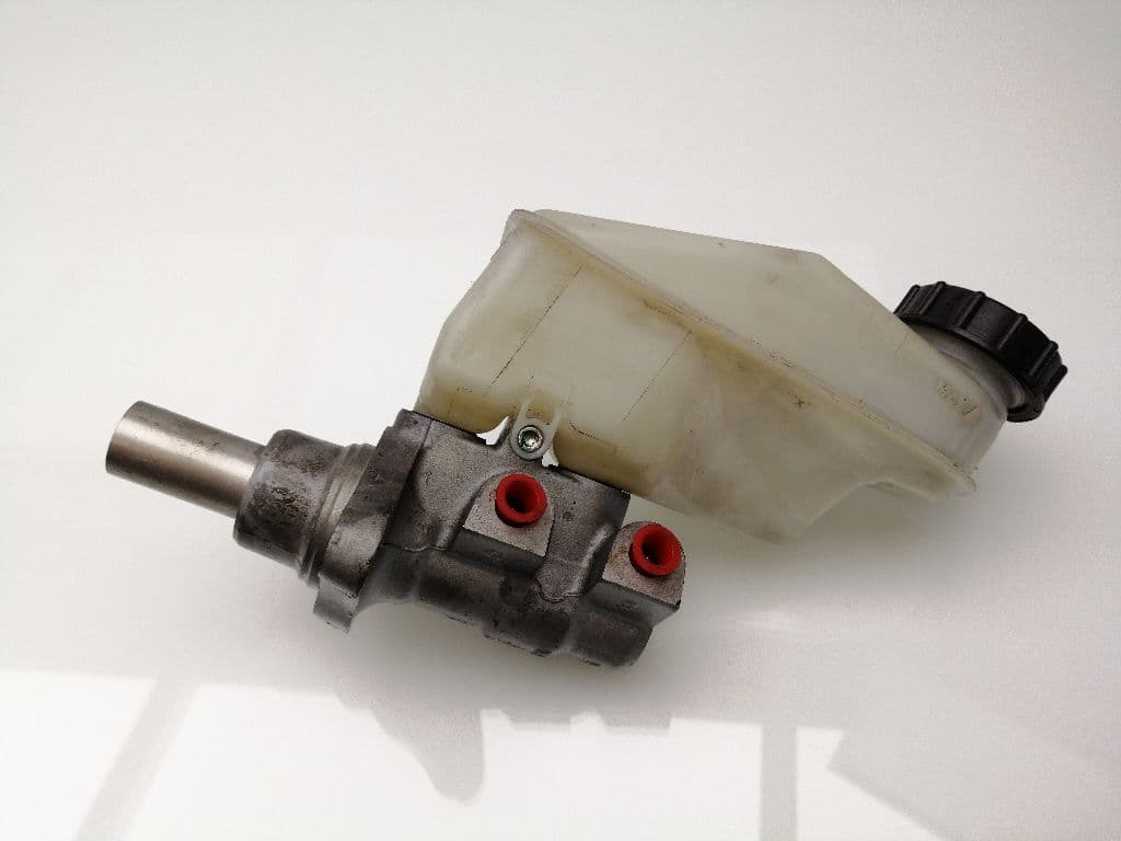 Bomba freno TOYOTA YARIS (NCP1/NLP1/SCP1) 4
