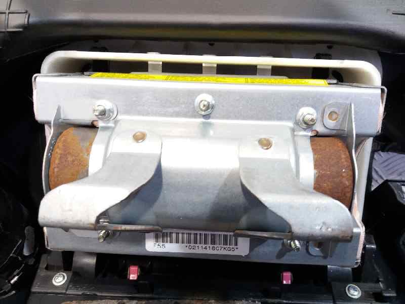 Salpicadero TOYOTA YARIS (NCP1/NLP1/SCP1) 4