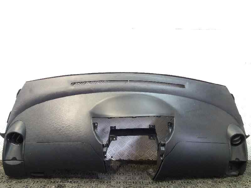 Salpicadero TOYOTA YARIS (NCP1/NLP1/SCP1)