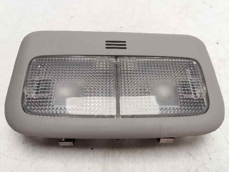 Luz interior TOYOTA YARIS (NCP1/NLP1/SCP1)