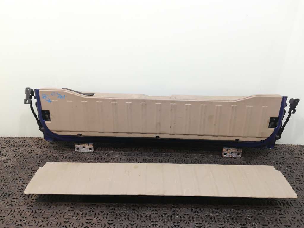 Porton trasero VOLVO XC90 5