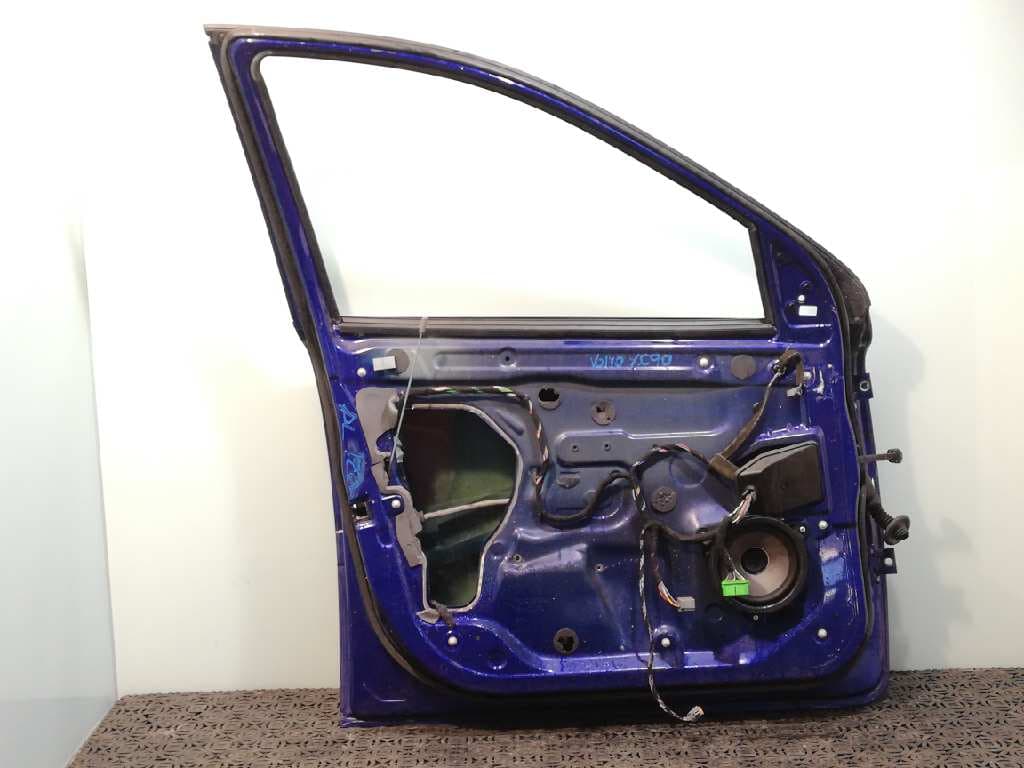 Puerta delantera izquierda VOLVO XC90 4