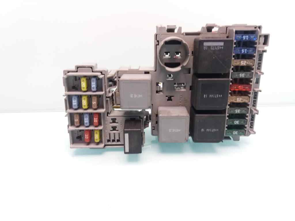 Caja reles / fusibles VOLVO XC90