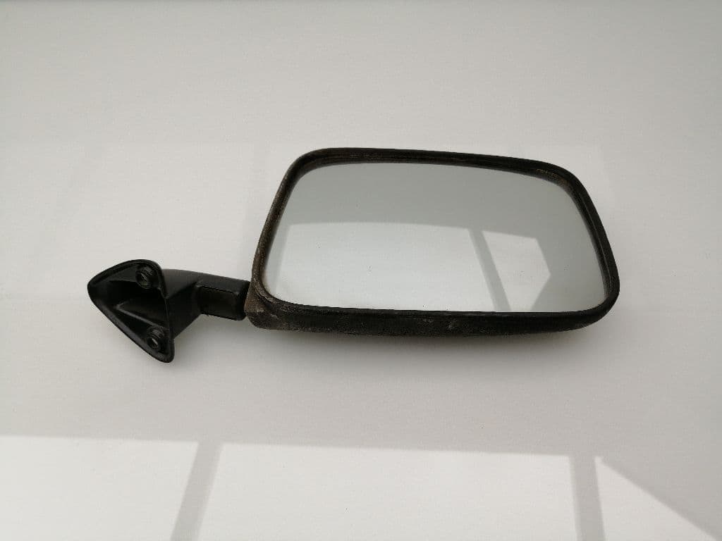 Retrovisor izquierdo NISSAN VANETTE (C 220)
