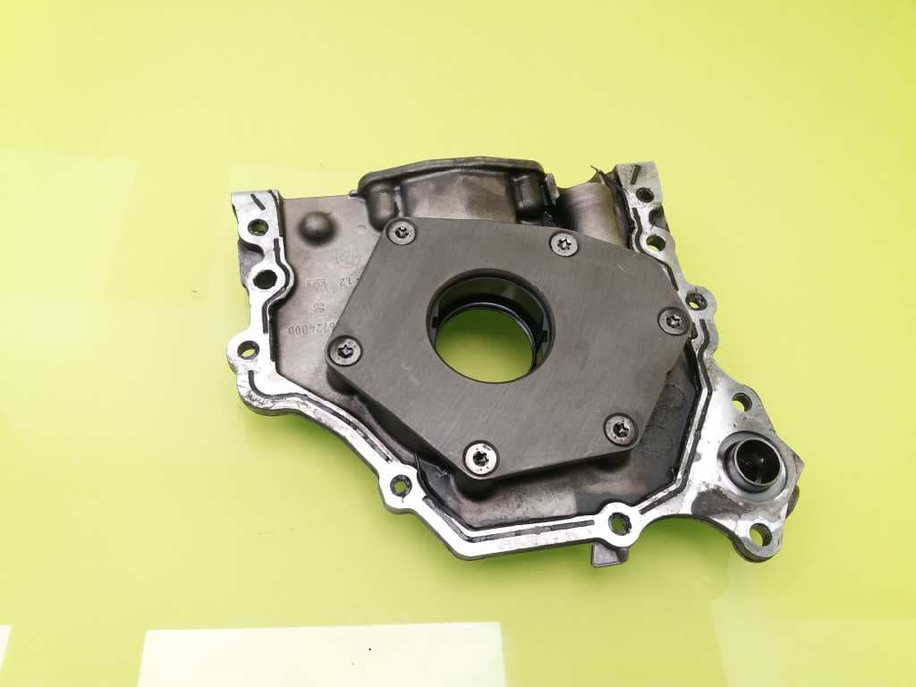 Bomba aceite CITROEN C4 COUPE 2