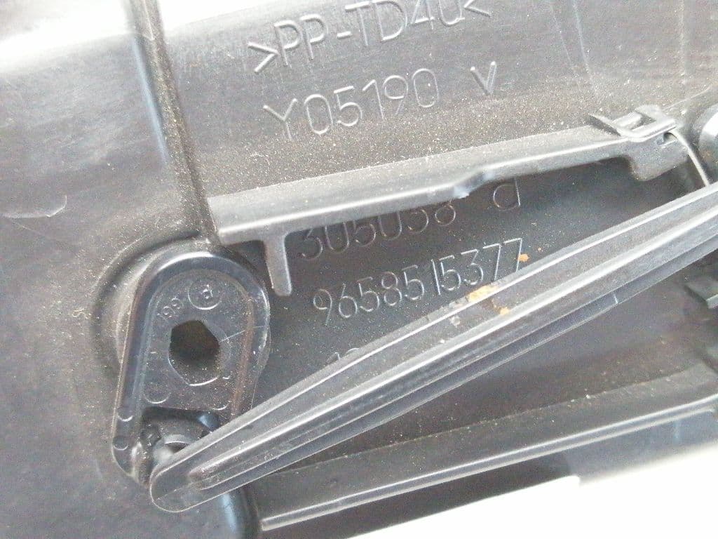 Plastico PEUGEOT 308 2