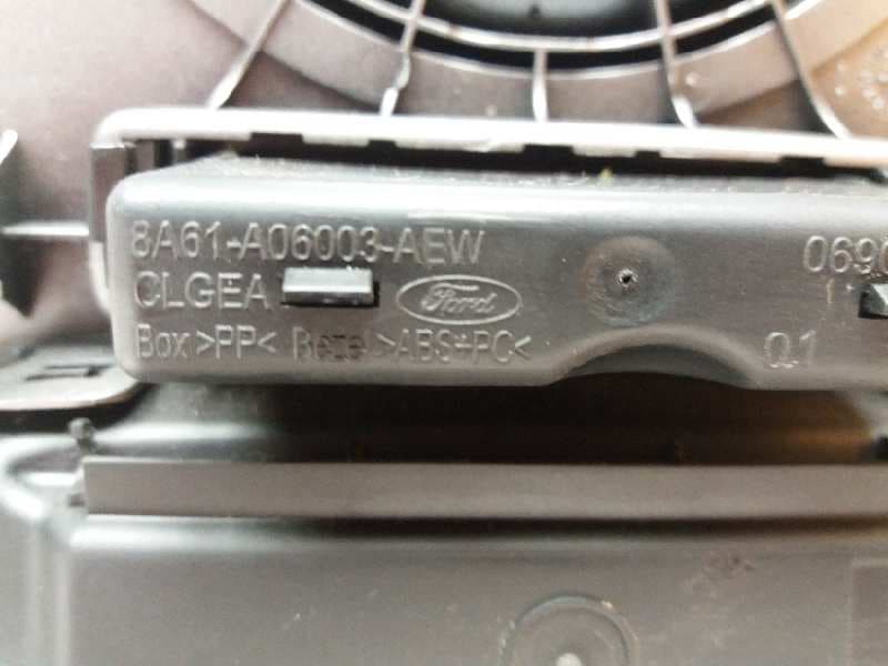 Plastico FORD FIESTA (CE1) 5