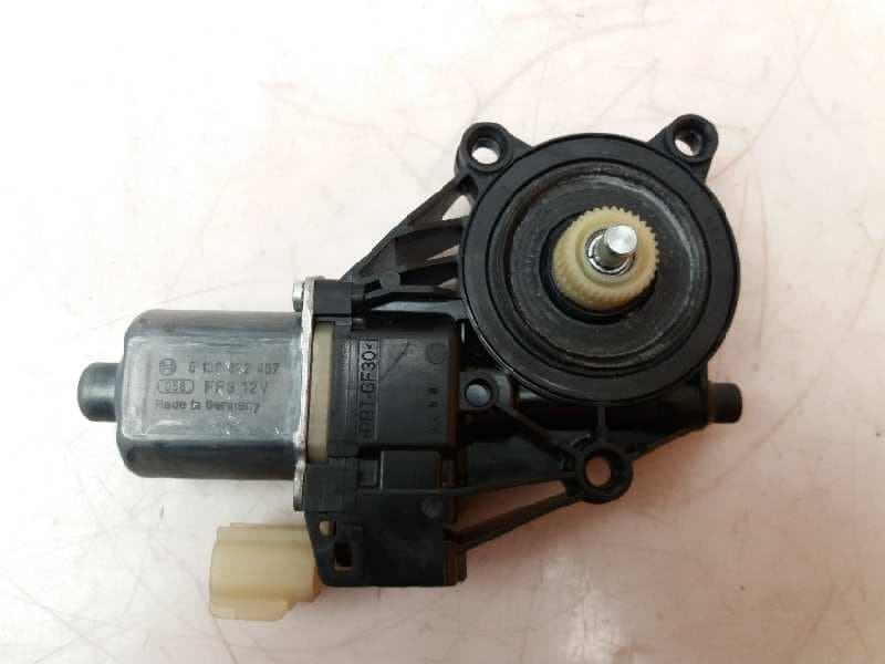 Motor elevalunas delantero derecho FORD FIESTA (CE1)