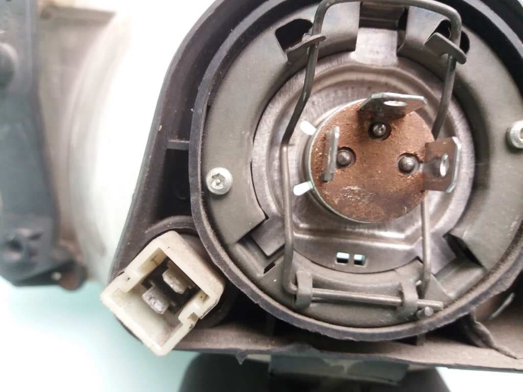 Faro izquierdo CITROEN ZX 4