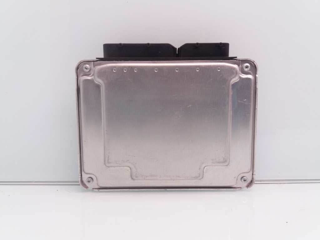Centralita motor uce VOLKSWAGEN PASSAT BERLINA (3A2) 3