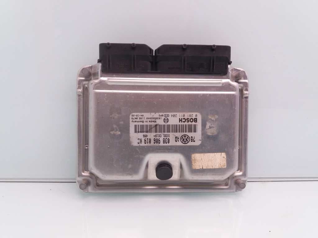 Centralita motor uce VOLKSWAGEN PASSAT BERLINA (3A2)