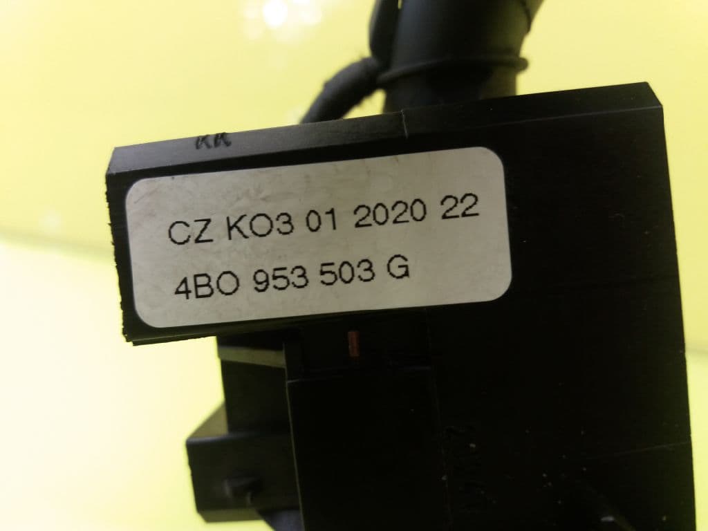 Mando limpia VOLKSWAGEN PASSAT BERLINA (3A2) 4