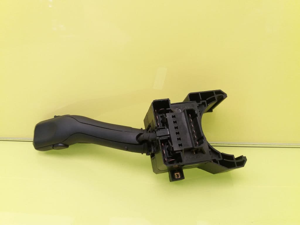 Mando limpia VOLKSWAGEN PASSAT BERLINA (3A2) 3
