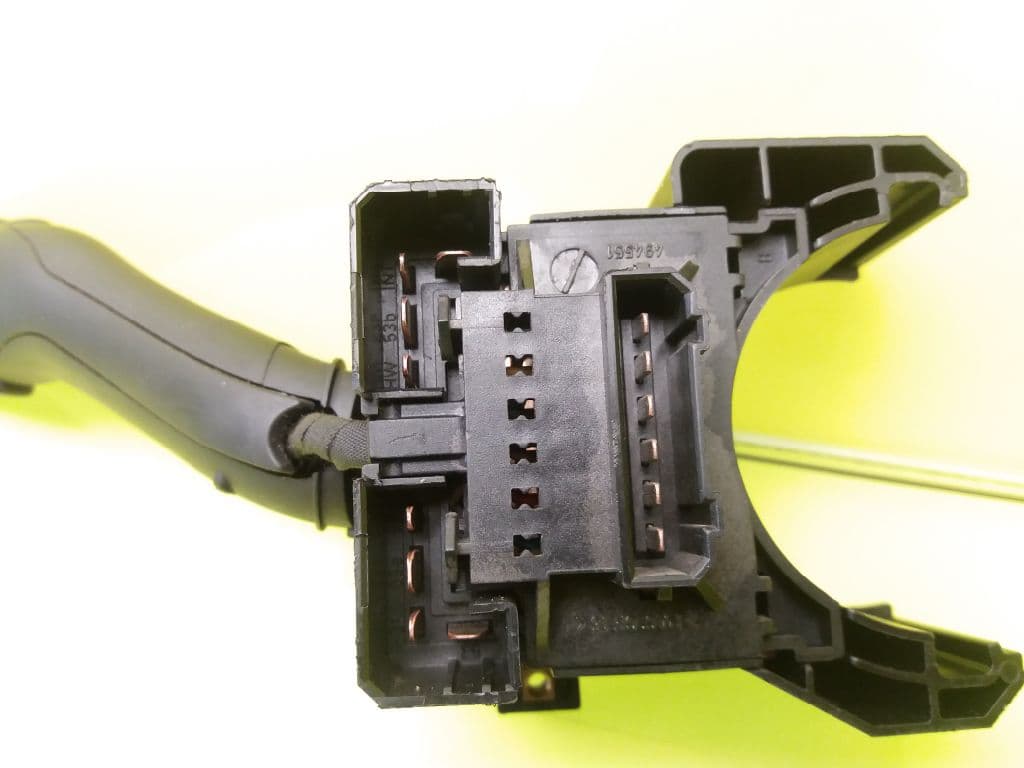 Mando limpia VOLKSWAGEN PASSAT BERLINA (3A2) 2