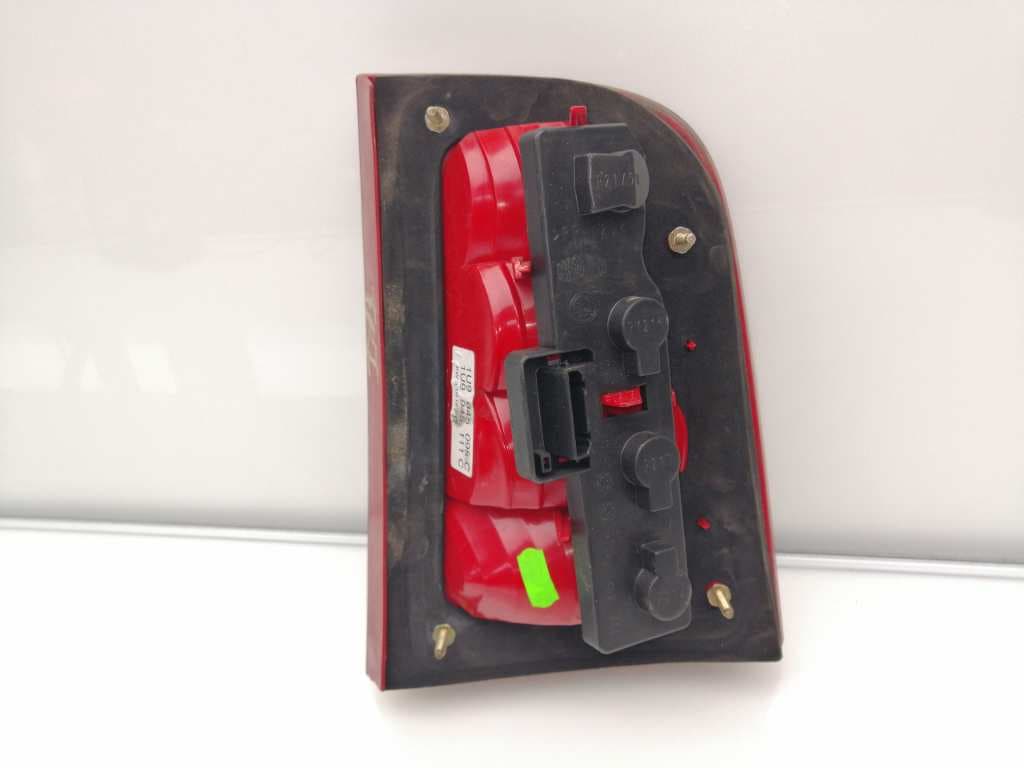 Piloto trasero izquierdo SKODA OCTAVIA BERLINA (1U2) 3