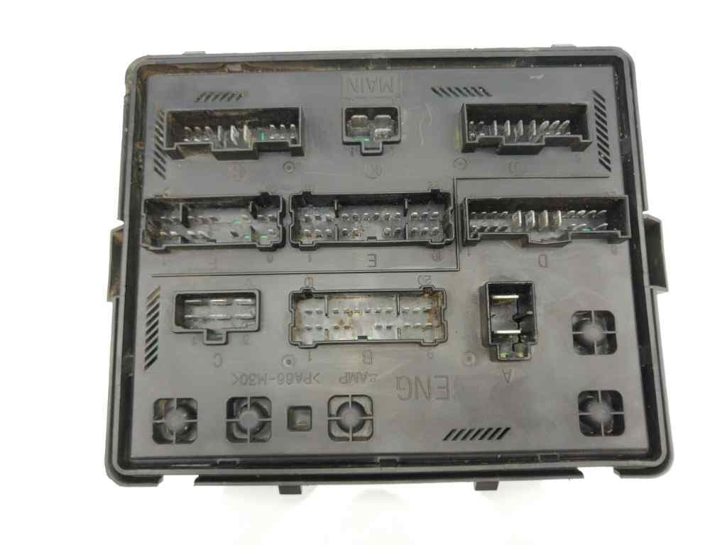 Caja reles / fusibles SSANGYONG REXTON 2