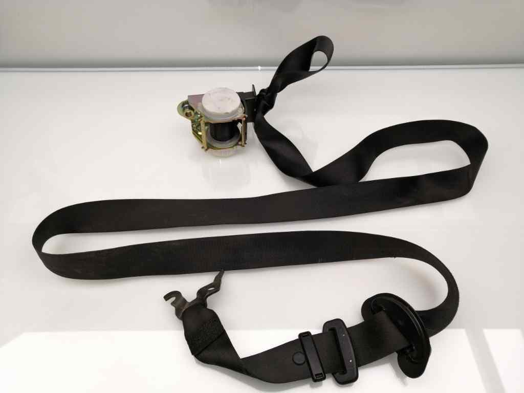 Cinturon seguridad delantero izquierdo BMW SERIE 3 BERLINA (E90)