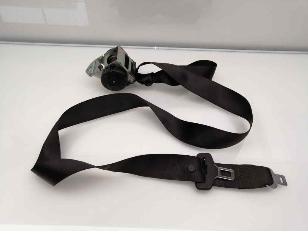 Cinturon seguridad trasero central BMW SERIE 3 BERLINA (E90) 3